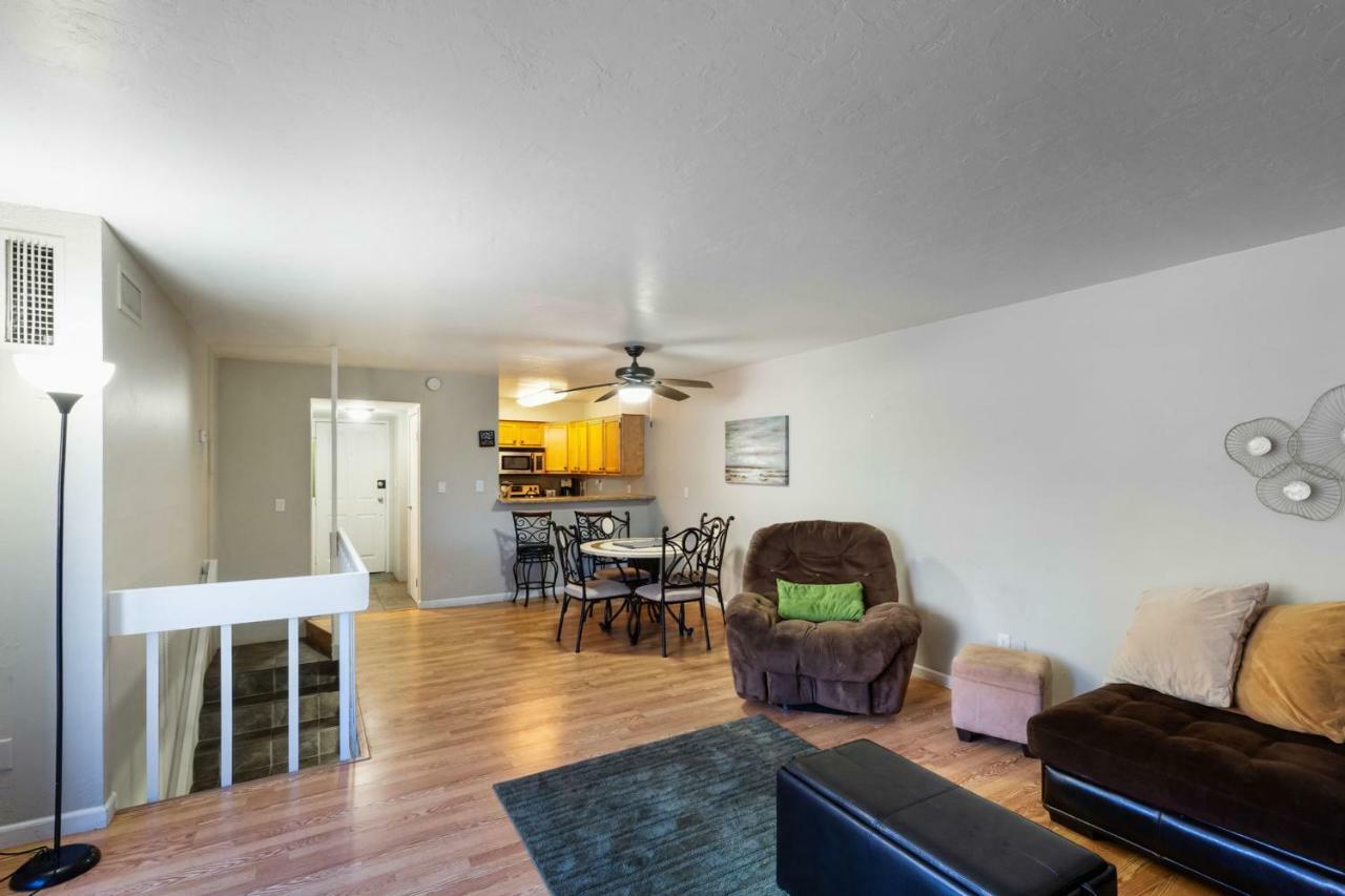 Campus Walk Condo 2 Bedroom By Casago Tucson Exterior photo